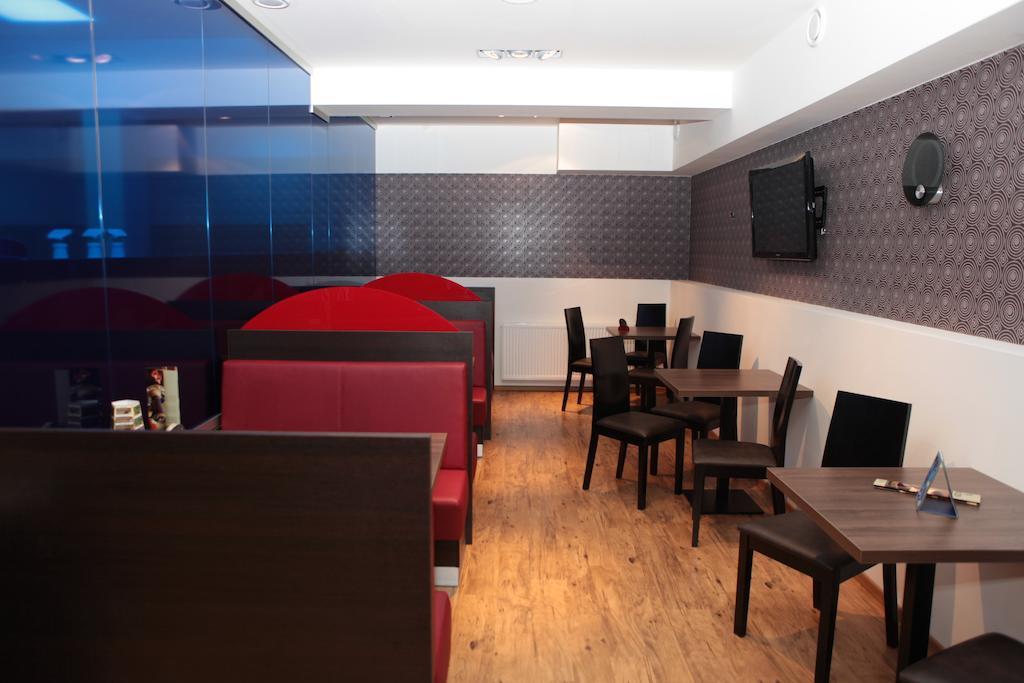 Penzion Mova Kadaň Extérieur photo